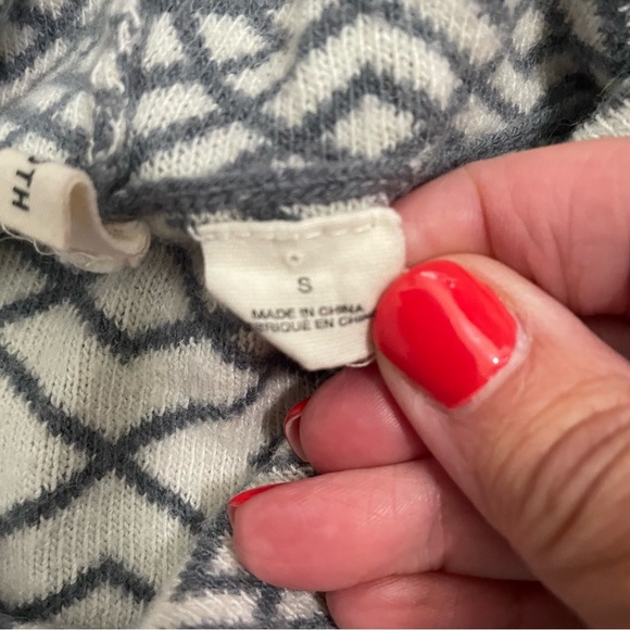 Anthropologie MOTH Fireside Sweater Gray Cream Alpaca Blend Cowlneck Size Small - Picture 6 of 11